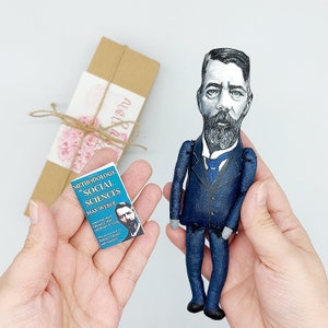 Max Weber-beeldje: handgemaakt socioloogcadeau met miniatuurboek