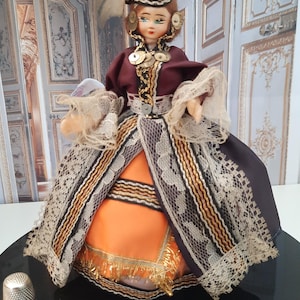 Collectible folk doll - Vintage (1950-1960) - handmade doll - handmade costume - height 20 cm.