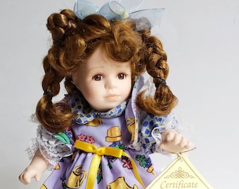 Oryginalna lalka z porcelany biskwitowej, 11 cali wysokości