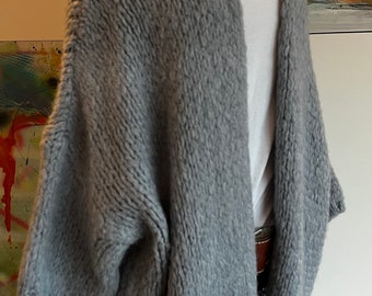 Cardigan//Strickjacke//Eisblau//Größe 36-44//Must have//