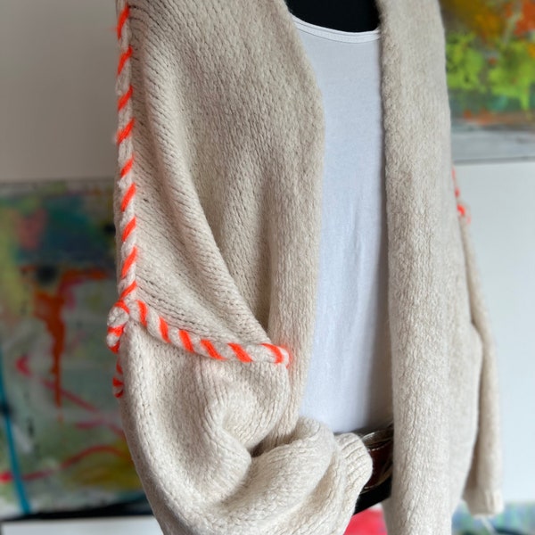 Cardigan//Strickjacke//beige//Größe 36-44//Must have//