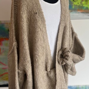 Cardigan//Strickjacke//beige//Größe 36-44//Must have//kuschelige Strickjacke// Bild 2