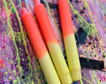 Paket Limited Edition Handgetunkte bunte Neon Dip Dye Kerzen Stabkerzen Farbverläufe, Sonnengelb  Neon orange Geschenkidee  Candels