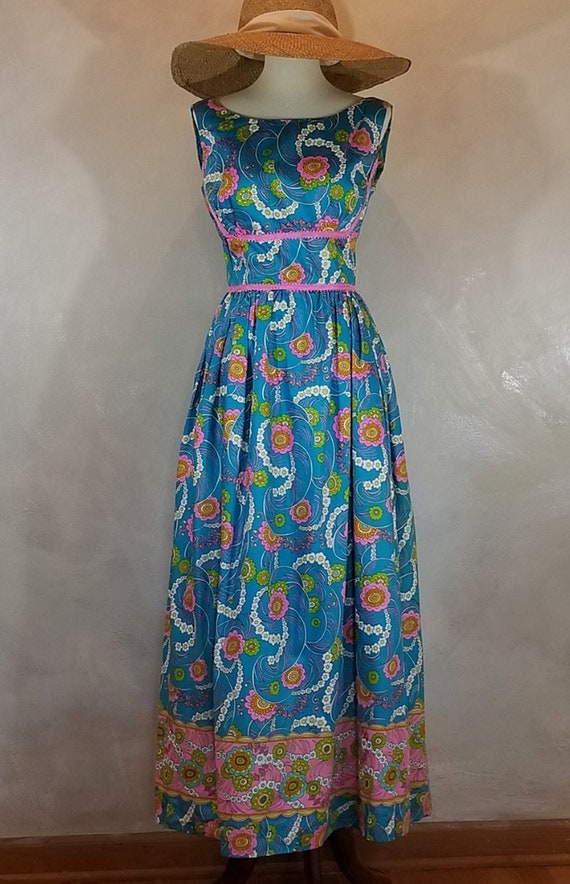 Vintage 1970's Mod Print Maxi Summer Dress