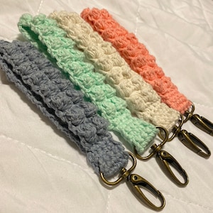 Boho Style Wristlet Keychain - Handmade - Crochet