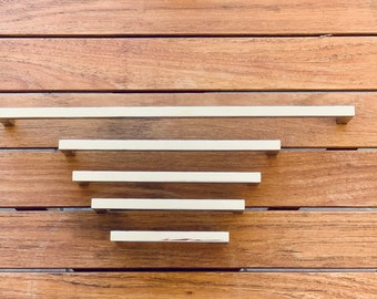 Poignées rectangulaires « Style 55 » en nickel poli pour tiroirs et armoires