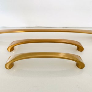 Gebürstet Goldschrank Knauf Zeitgenössische Bogen Schubladenbeschläge