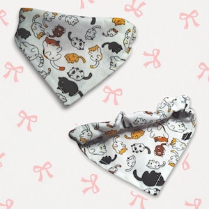 Purrfectly Catty Bandana – Extra Small (5-6&quot;)