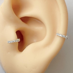 4 mm Micro Mini Pave CZ Diamond Huggie 925 sterzilveren oorbellen voor Oorlel Piercing Tragus Kraakbeen Helix Mini Huggie Hoops