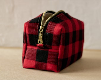 Buffalo Plaid Zipper Bag - Boxy Bag- Makeup Pouch - Travel Bag - Wedding