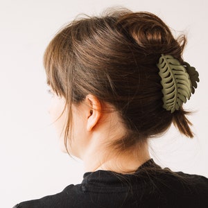 Hair clip hair clip green leaf fern hair accessory plant image 3