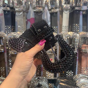 Cinturón de vaquera con brillantina negra estilo western