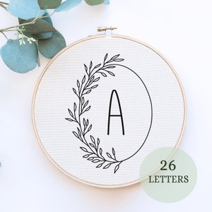 Padrão de bordado à mão de monograma floral, padrão de bordado moderno de alfabeto, Padrão de bordado de letras florais, Monograma floral, 26 letras