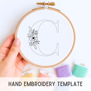 花柄アルファベット刺繍パターン：26文字モノグラム、クリエイティブ