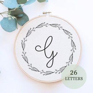 Patrón de bordado en PDF con conjunto de alfabeto, bordado de bruja con flores silvestres, bordado a mano para principiantes, patrón digital, decoración de guardería para hacer uno mismo, baby shower