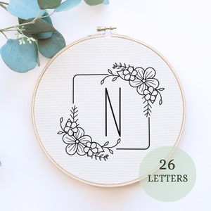 Padrão de bordado de alfabeto floral em PDF, download digital instantâneo, design de bordado de letras com flores, monograma floral