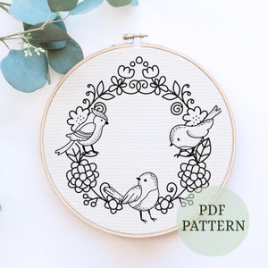 PDF Pattern, Chickadee Wreath, Bird Hand Embroidery Pattern Bird Flower Embroidery Cute Bird Pattern Flower Embroidery Pattern, robin bird