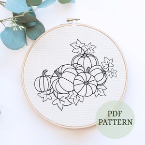 Halloween hand embroidery pattern pdf, fall autumn embroidery, halloween wreath, digital pdf pattern, Halloween decoration wall hanging art