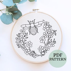 Bumble Bee Hand Embroidery Pattern, PDF Instant Download, Bee Anatomical, 6 Sizes, Hand Embroidery, Celestial insect ,embroidery pattern