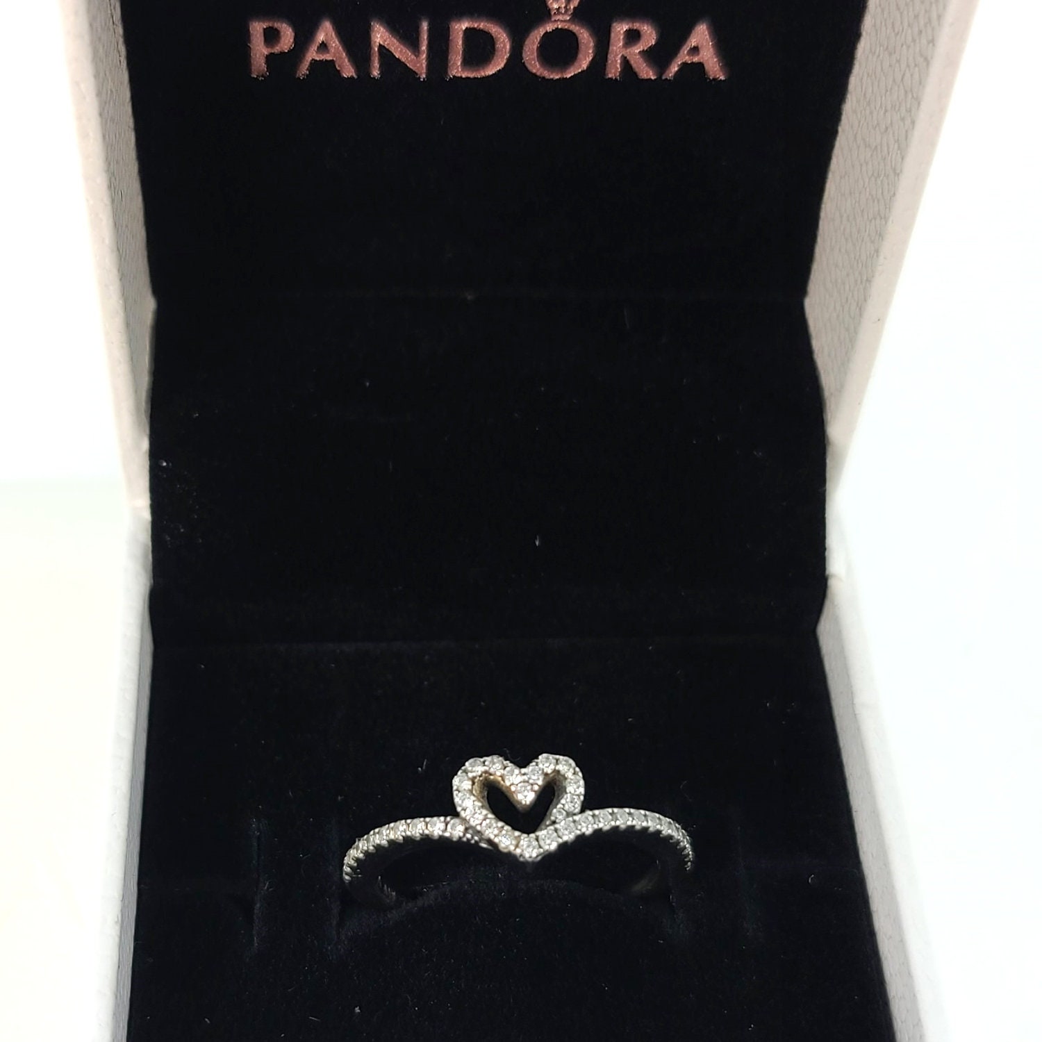 Pandora Shining Wishbone Ring 9 / 14K Gold-Plated