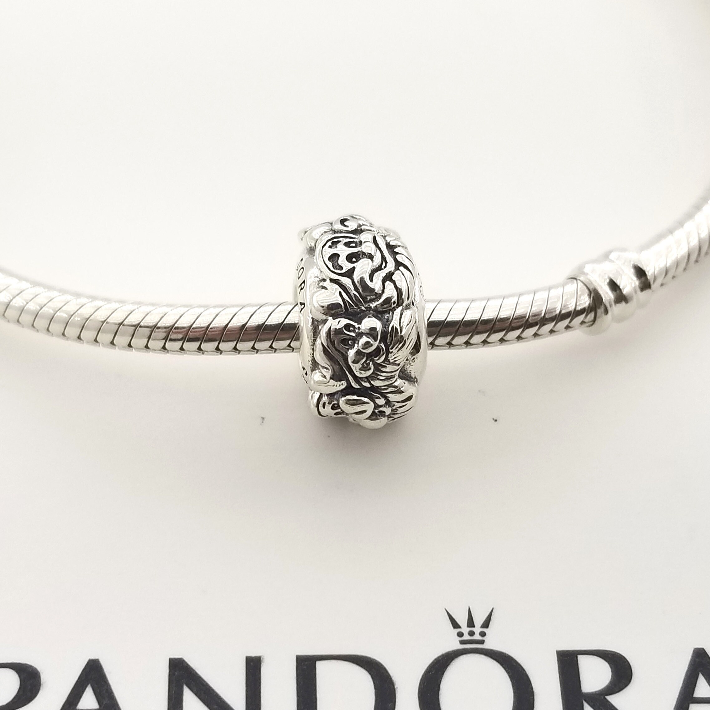 REVIEW: PANDORA Disney Seven Dwarfs All Around Spacer - The Art of Pandora