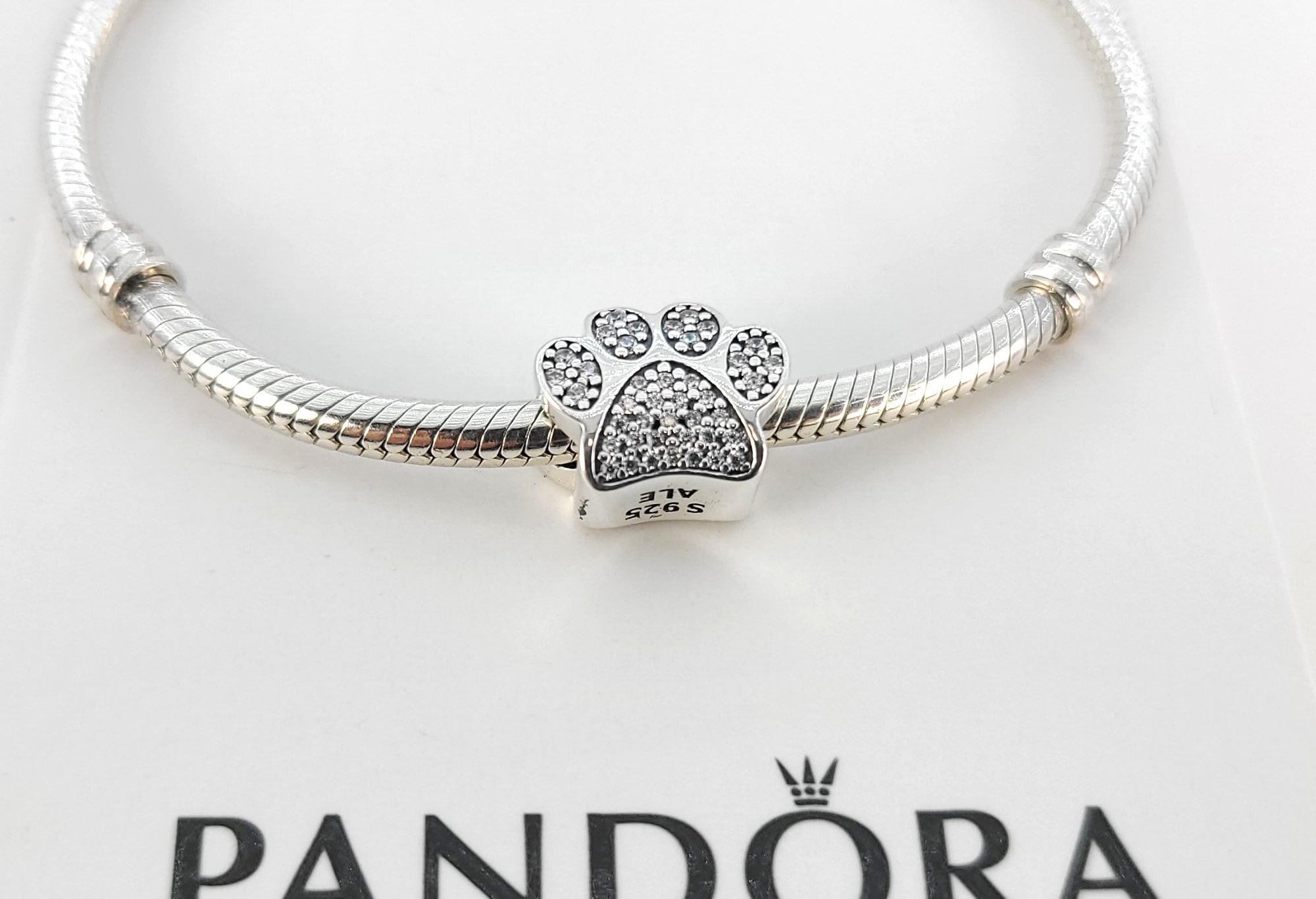 Pandora 791714cz deals