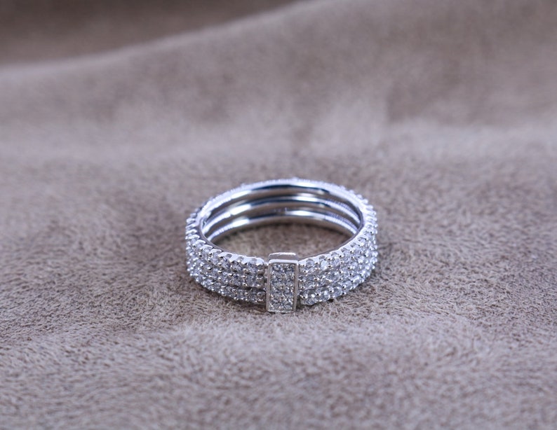 2.8 ct.tw 3 Eternity Ring-Brilliant Cut Deco\u00a0