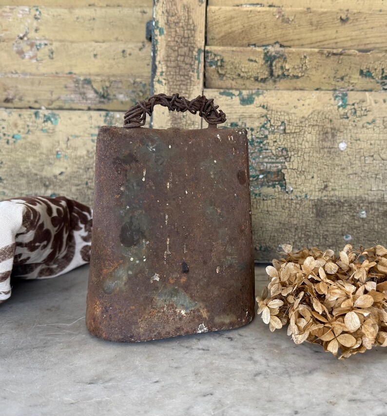 Rustic Primitive Cowbell: Heavy Patina, Farmhouse Decor - Etsy
