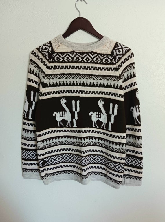 Vintage Llama Pattern Knit Sweater - Size M Brown 