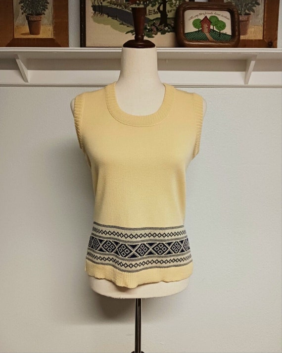 Vintage Butte Knit 70s Sleeveless Sweater - Women… - image 1