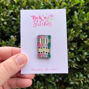 Enamel Floss Skein Needle Minder, Needle Magnet, Embroidery Accesory, Needle Nanny