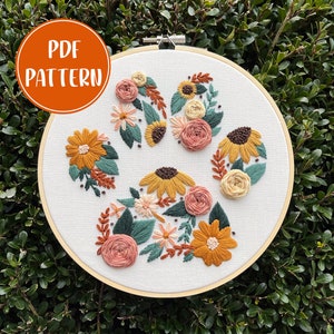 PDF-patroon - harige vriend bloemen, borduurpatroon bloemenpootafdruk, doe-het-zelfborduurwerk, handborduurwerk, halfgevorderde borduurwerk