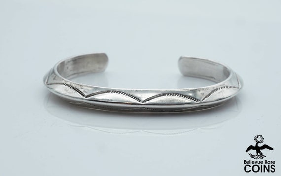 Rare Vintage Native American Jewelry Navajo Geometric Wave Sterling Silver Bracelet Rare Vintage Native American Jewelry Navajo Geometric Wave Sterling Silver Bracelet