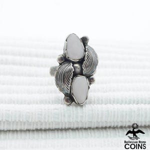 Simplicio Vintage Silver & Mother of Pearl Statement Ring
