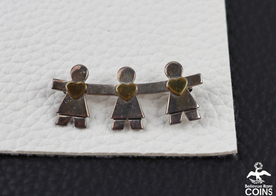 Naldo Sterling Silver Children Holding Hands Brooch