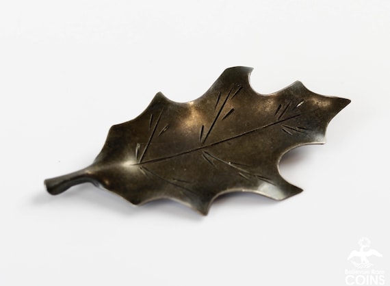 STUART NYE Sterling Silver Oak Leaf Brooch Vintage