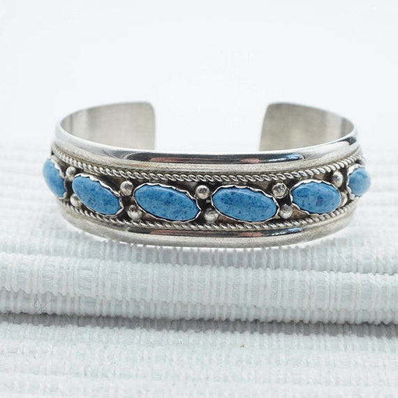 Very Rare Sodalite!!! Vintage Native American Navajo Sterling Silver Bracelet Cuff Very Rare Sodalite!!! Vintage Native American Navajo Sterling Silver Bracelet Cuff