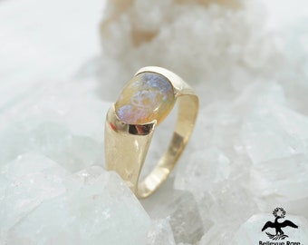 14k Yellow Gold & Yellow Opal Cabochon Minimalist Ring