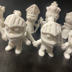 Gladiator Chess Set - Detailed, lightweight, articulated- 3D Printed