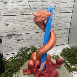 3D printed Dragon pen/marker/crochet hook/ implement holder!