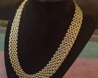 Ladies Panther link chain gold toned 17 inch Necklace by Illusion Gems