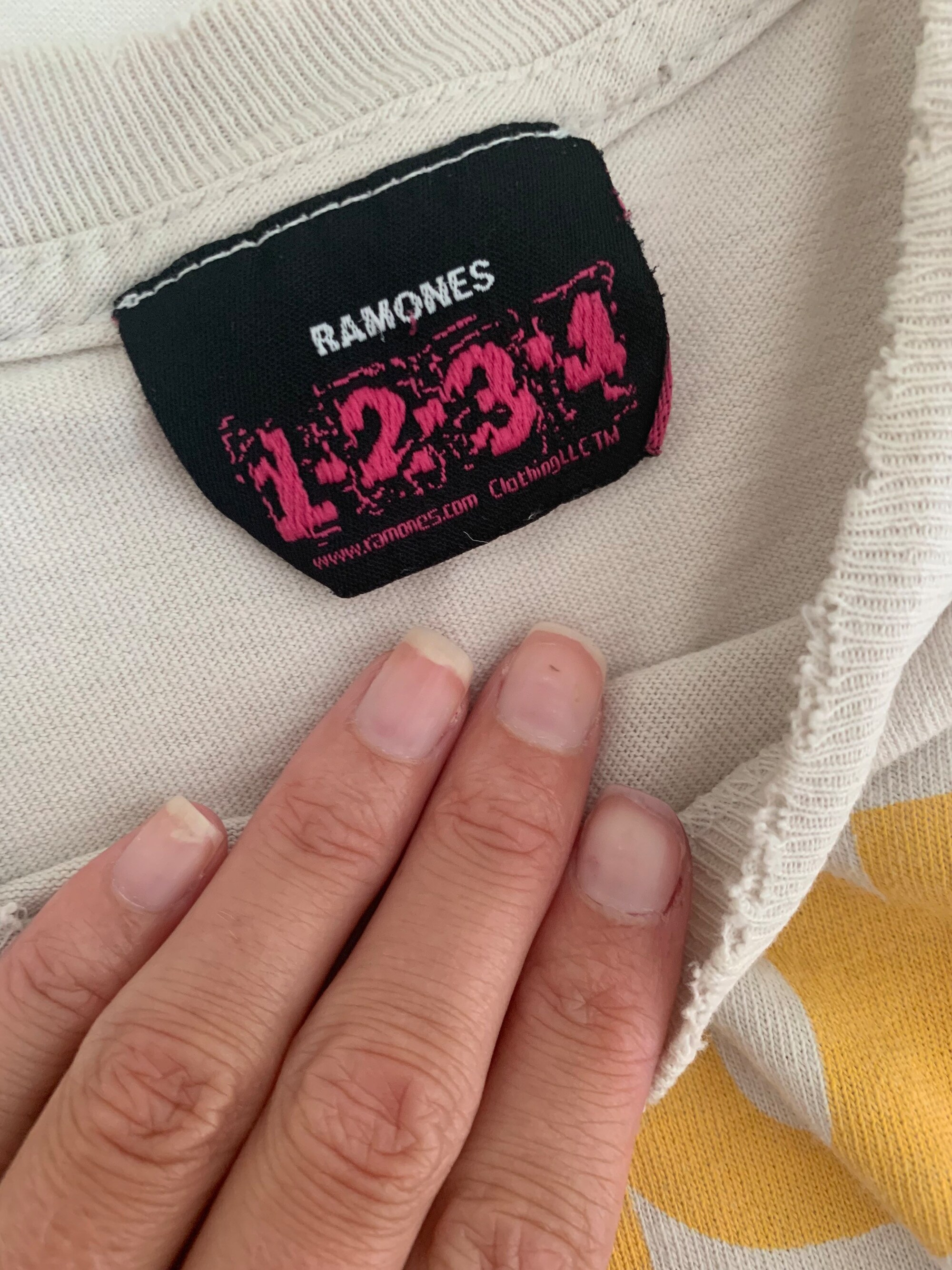 Discover Ramones T-Shirt, Punk rock T-Shirt, Band T-Shirt