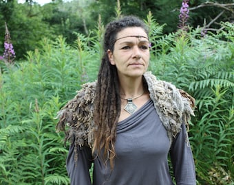 Scialle in feltro di lana boho: mantello vichingo primitivo, scialle ecologico