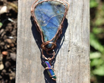 FORWARD MOVEMENT Labradorite with Titanium Quartz