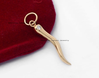 VS Diamond Italian Horn Charm Pendant, 9K Gold Cornicello Charm Pendant, Good Luck Protection, Italian Charm Pendant, Cornicello pendant