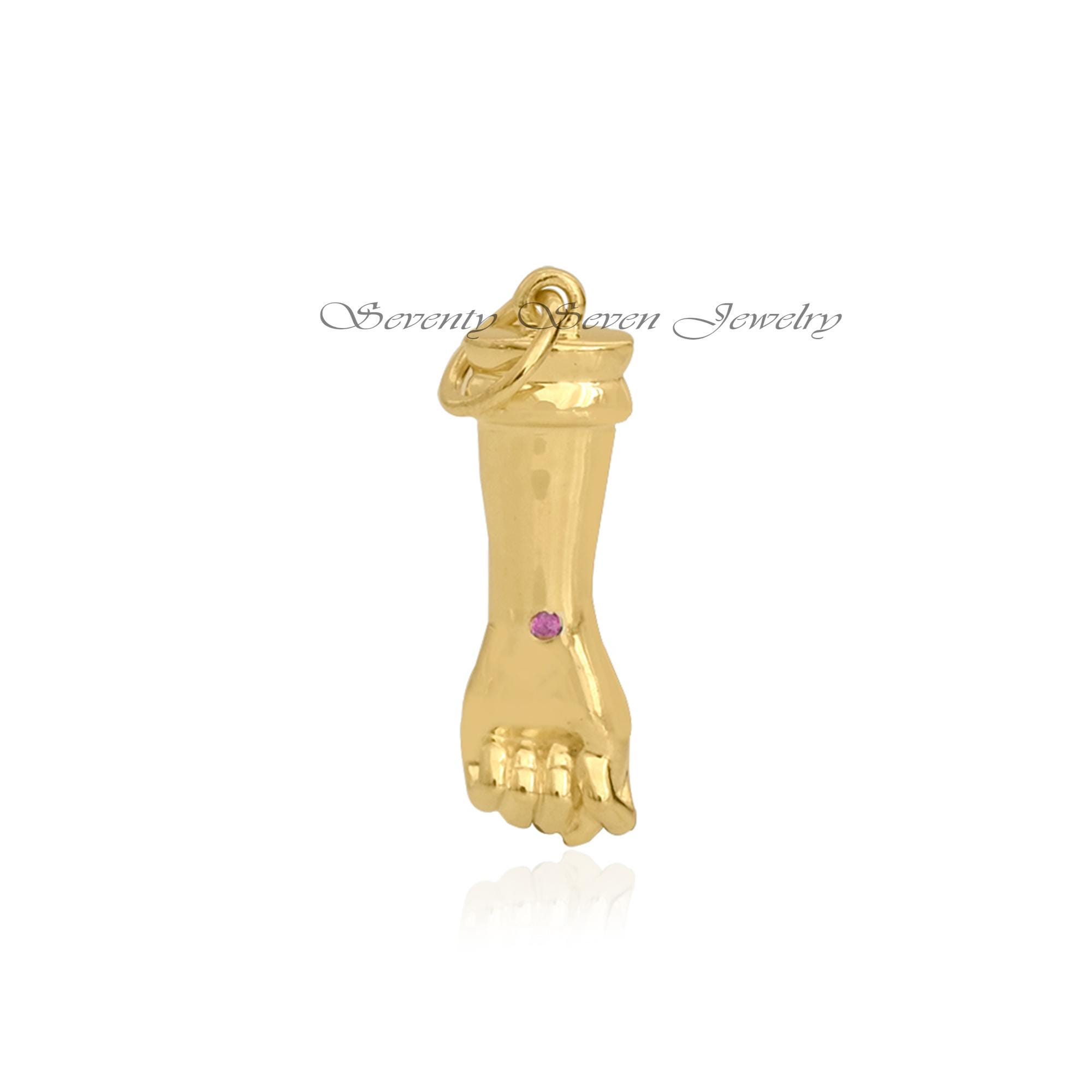 Diamond Figa Hand Pendant: 925 Silver Gold Vermeil Charm - View 5 - Seventy Seven Jewelry | SKU: SSMJP62-SLYGDI-2026 Diamond Figa Hand Pendant: 925 Silver Gold Vermeil Charm - View 5 - Seventy Seven Jewelry | SKU: SSMJP62-SLYGDI-2026