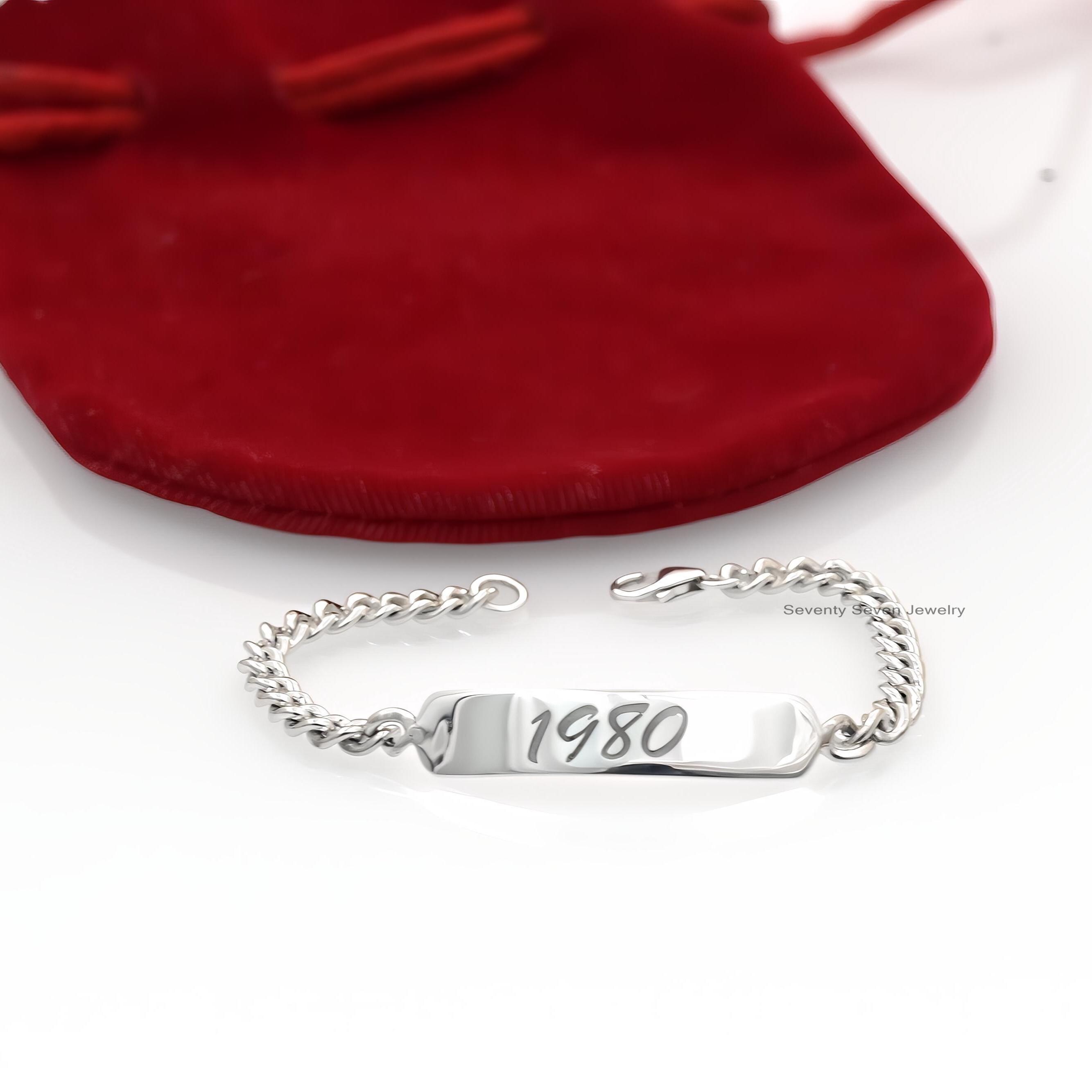 14K Gold Plated Name Bar Bracelet: Custom Engraved Curb Chain - View 6 - Seventy Seven Jewelry | SKU: SSMJA721-SLYG-8I 14K Gold Plated Name Bar Bracelet: Custom Engraved Curb Chain - View 6 - Seventy Seven Jewelry | SKU: SSMJA721-SLYG-8I