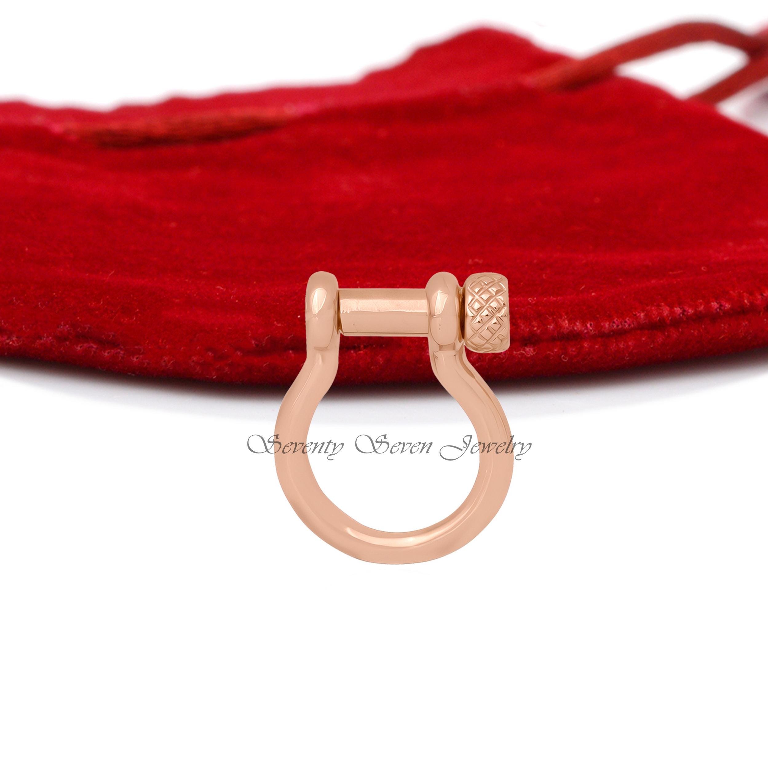 Sterling Silver Shackle Lock: Screw Carabiner Connector (25x20 MM) - View 4 - Seventy Seven Jewelry | SKU: SSMJP72-SLYG-2026 Sterling Silver Shackle Lock: Screw Carabiner Connector (25x20 MM) - View 4 - Seventy Seven Jewelry | SKU: SSMJP72-SLYG-2026