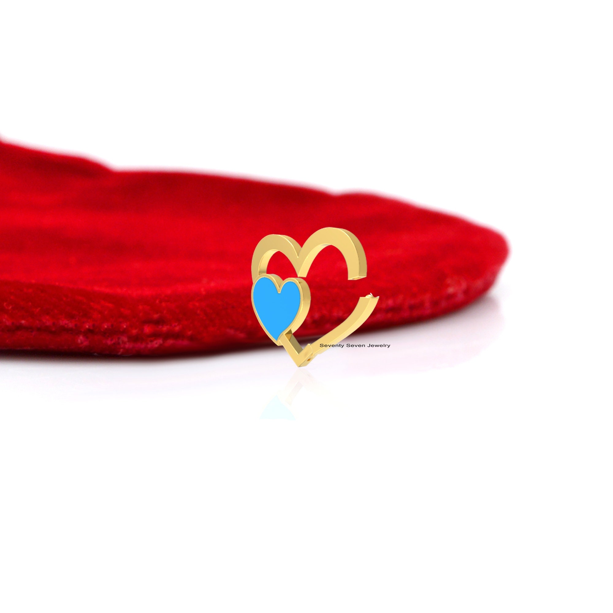 Sterling Silver Heart Charm Holder: Turquoise Enamel Lock - View 4 - Seventy Seven Jewelry | SKU: SSMJP1155-SLYGELTQ-2026 Sterling Silver Heart Charm Holder: Turquoise Enamel Lock - View 4 - Seventy Seven Jewelry | SKU: SSMJP1155-SLYGELTQ-2026