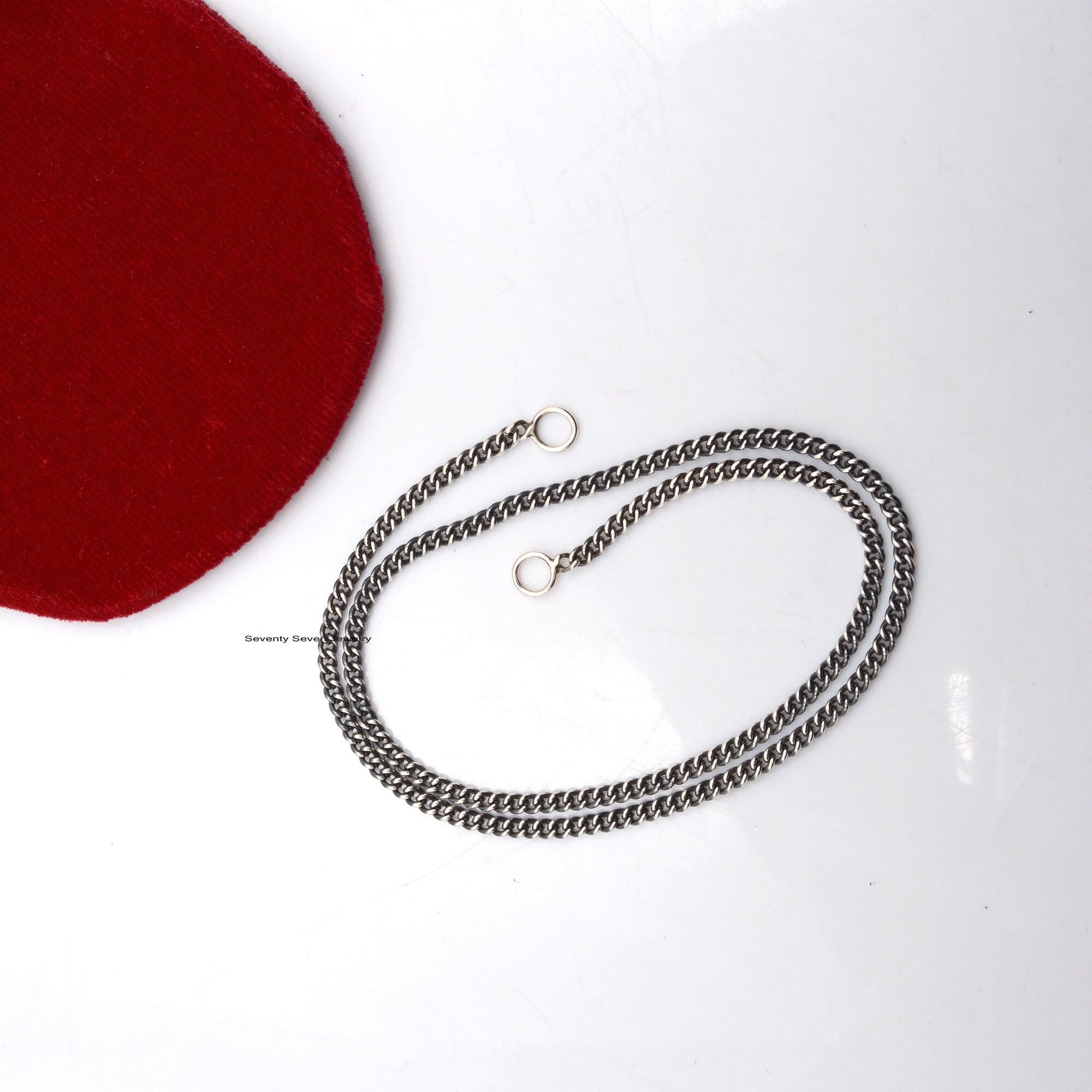 Handmade 925 Silver Curb Chain Necklace: 3MM Link, Carabiner Lock - View 4 - Seventy Seven Jewelry | SKU: SSG17-SLOXYG-16I-V Handmade 925 Silver Curb Chain Necklace: 3MM Link, Carabiner Lock - View 4 - Seventy Seven Jewelry | SKU: SSG17-SLOXYG-16I-V